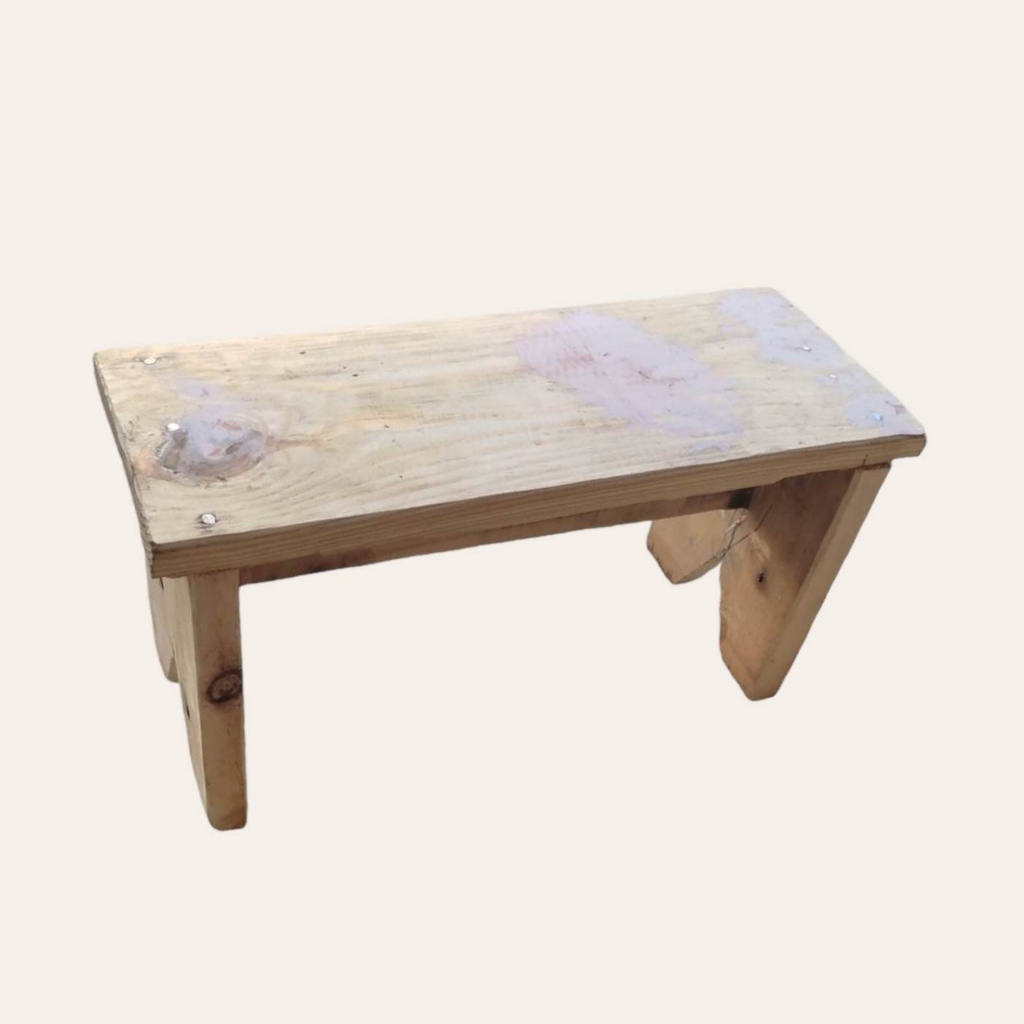 UCHOOZ WOODEN BANKITO / MINI CHAIR | Shopee Philippines