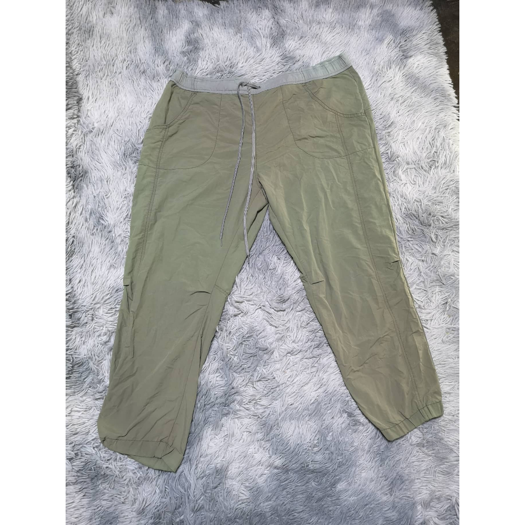 Uniqlo Light Green Cargo Pants Shopee Philippines