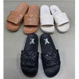 Louis Vuitton lv 2019 woman new slippers casual sandals  Louis vuitton  shoes heels, Louis vuitton shoes, Lv slippers