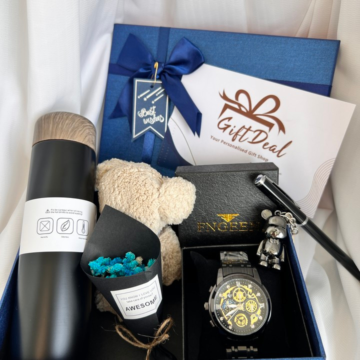 (Gift box) Men's fashion simple belt quartz watch mug gift box for