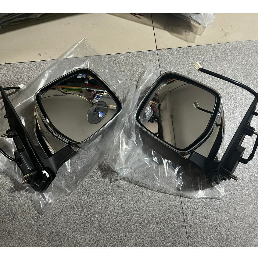 Toyota Hiace GL Grandia 2014 to 2018 Chrome Side Mirror Assembly