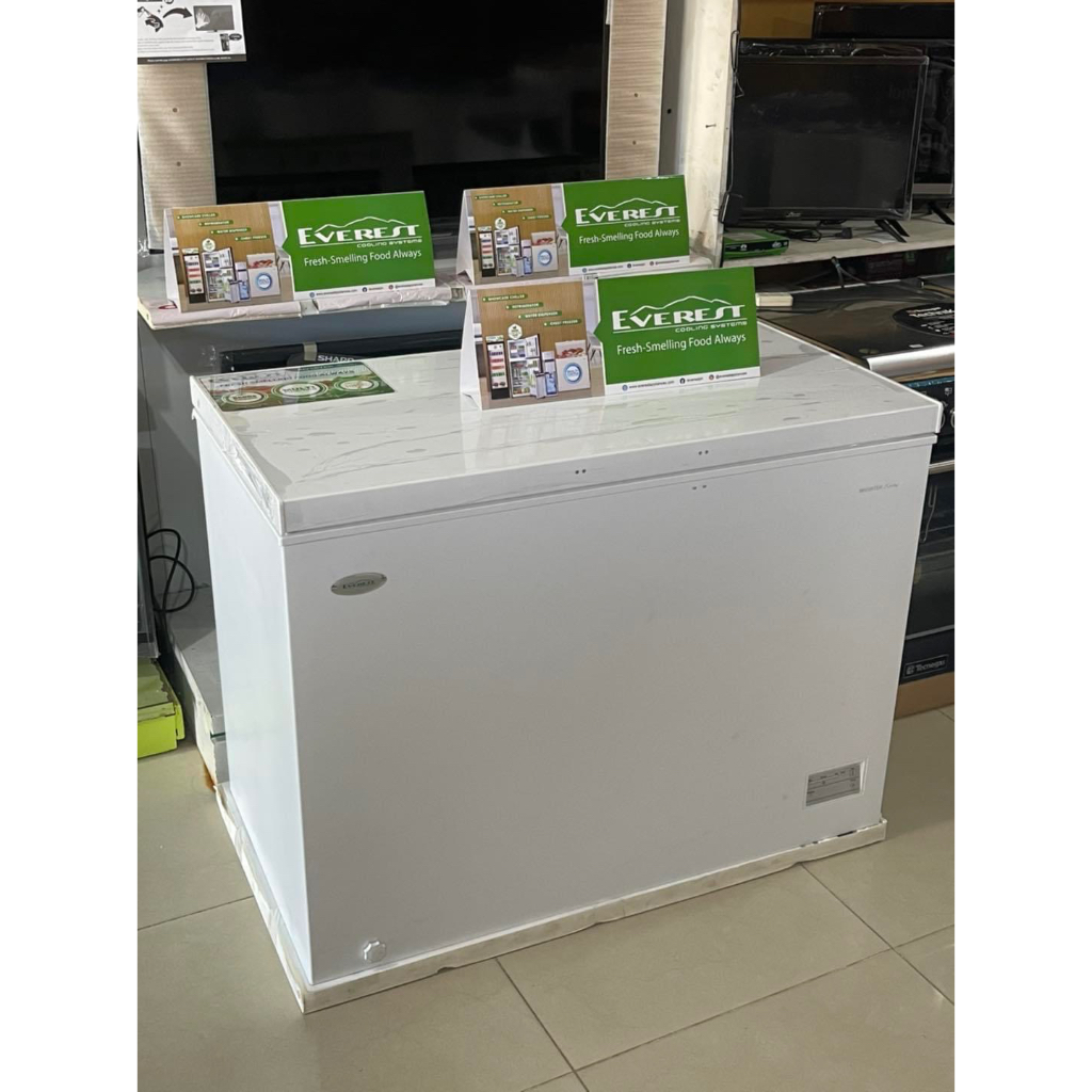 Brand new Everest 11.2cu Chest Freezer Inverter Model ETCF112IV/H