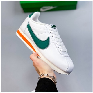 Plum chalk outlet nike cortez