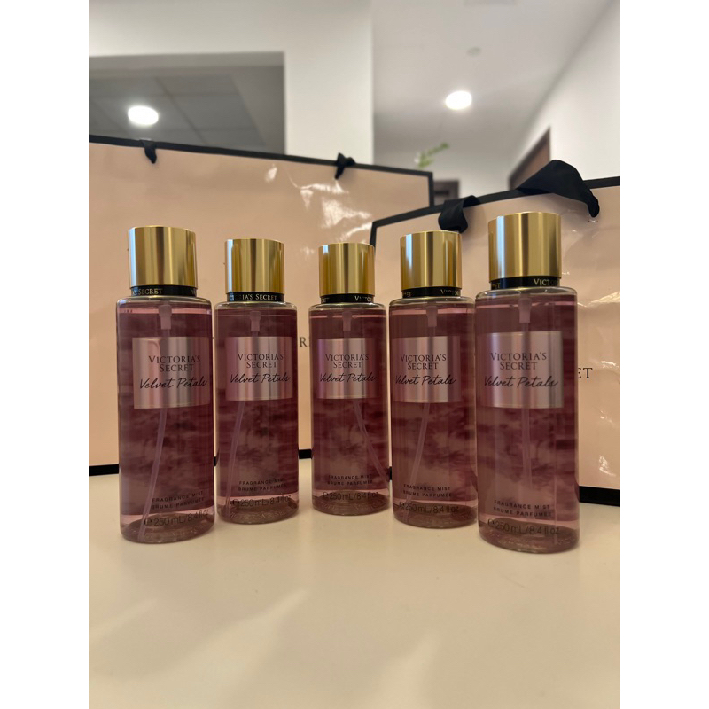 Victoria's Secret PINK спрей для тела Rosewater Sparkle Fragrance Body Mist