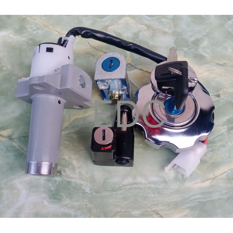 RUSI TC125/150 MACHO125/175 IGNITION SWITCH SETS COMPLETE WITH TANK CAP ...