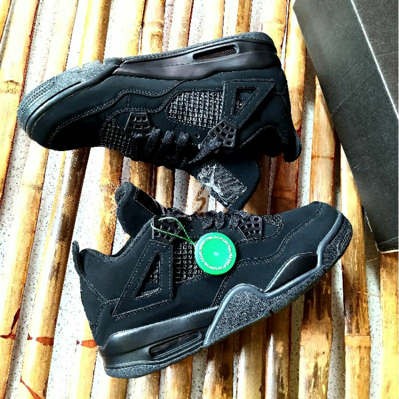 Ua 2024 jordan 4