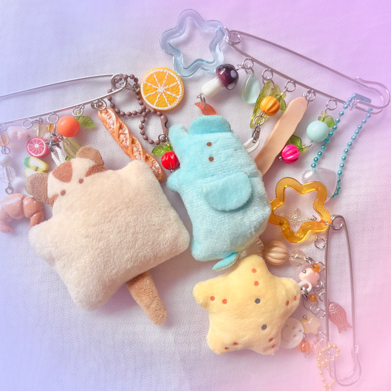 Handmade Beaded Plushie Pins! pomelo paints co. Shopee Philippines