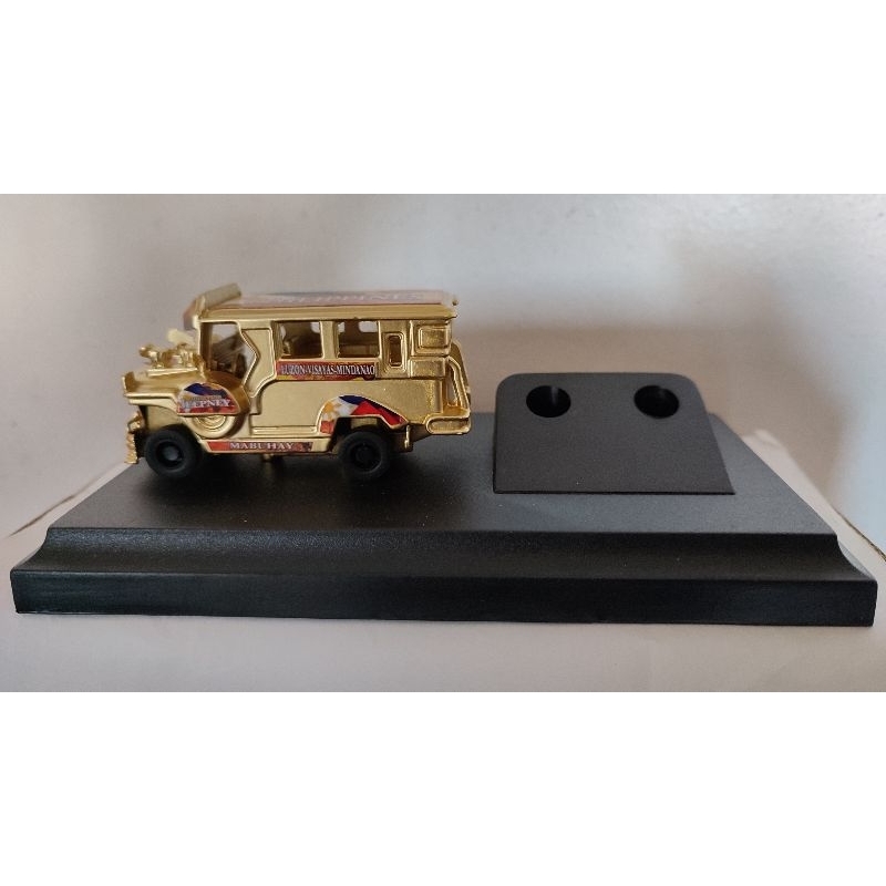 Jeepney napkin rings holder