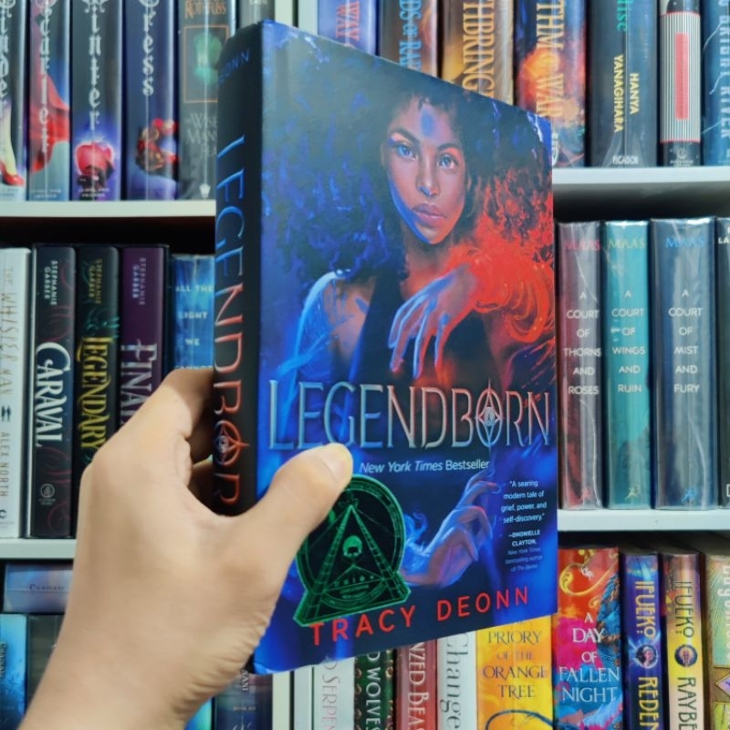 Legendborn by Tracy Deonn (Hardbound) | Shopee Philippines