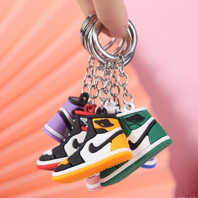 mini jordan sneaker keychain