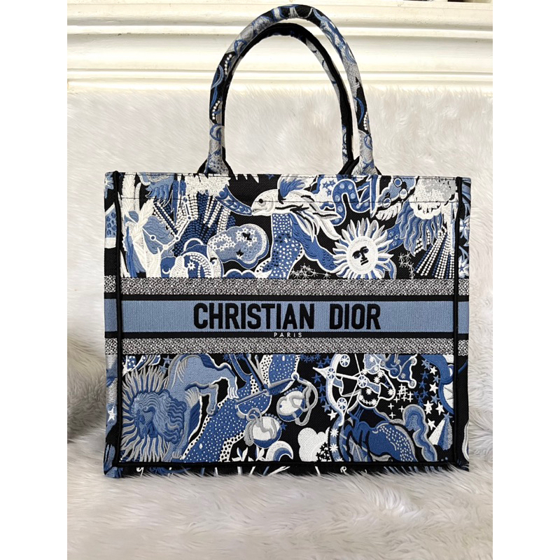 Dior book tote discount zodiac