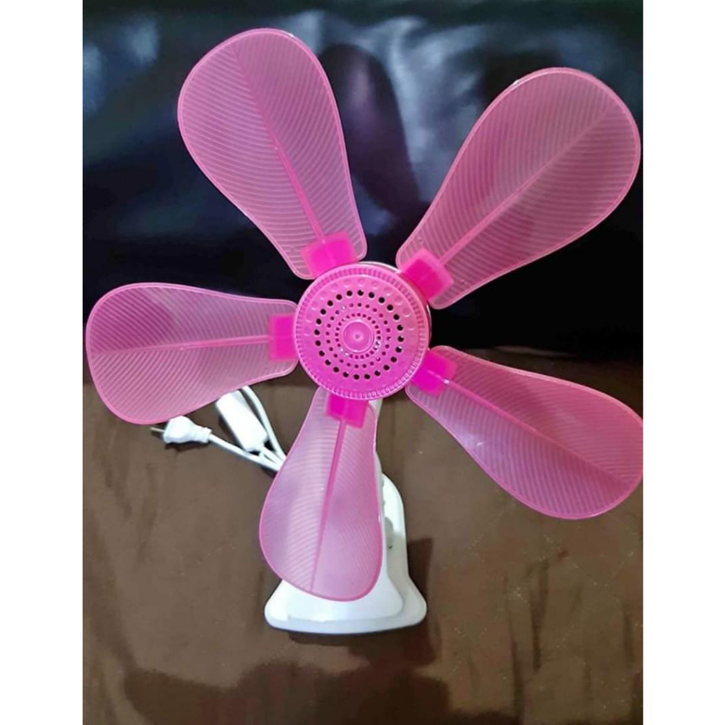 Mini Clip fan 5 Blades fan Mini Electricfan Portable Table Clip Fan