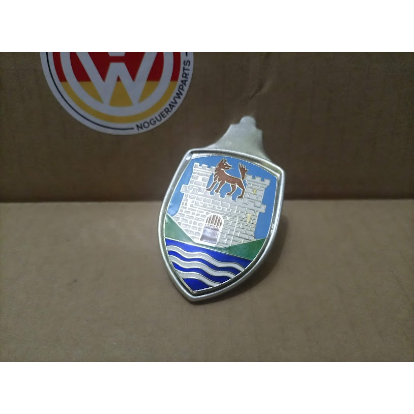 thumbnail image 2 of Wolfsburg Front Hood Badge Emblem For VW Bug Beetle 1953-1959 (OE# 113853621A) 2 of 4