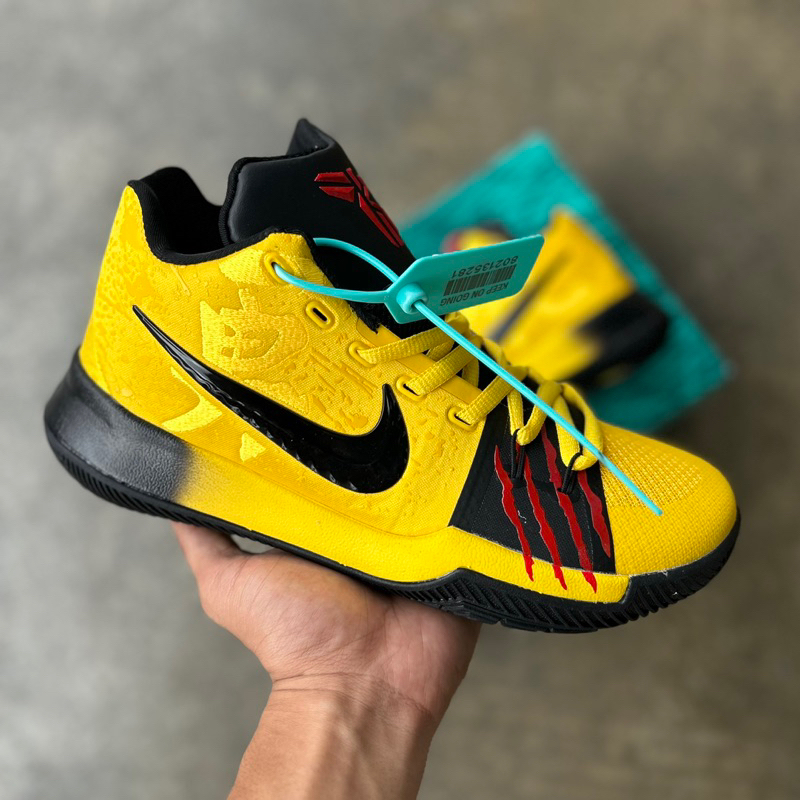 Bruce lee nike kyrie 3 hotsell