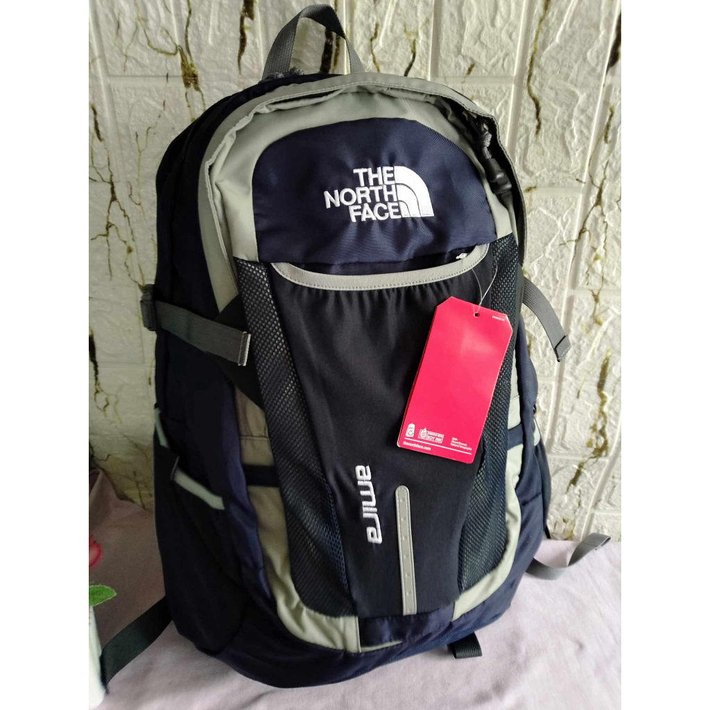 The North Face Amira Backpack 33L made in Vietnam