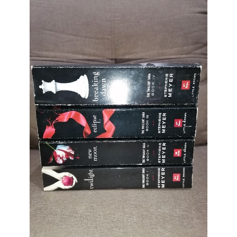 Twilight Saga Book Set By Stephenie Meyer Paperback Shopee Philippines