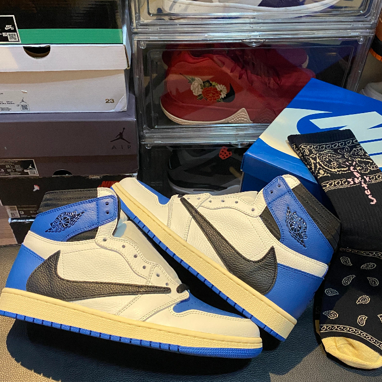 travis scott jordan 1 ua