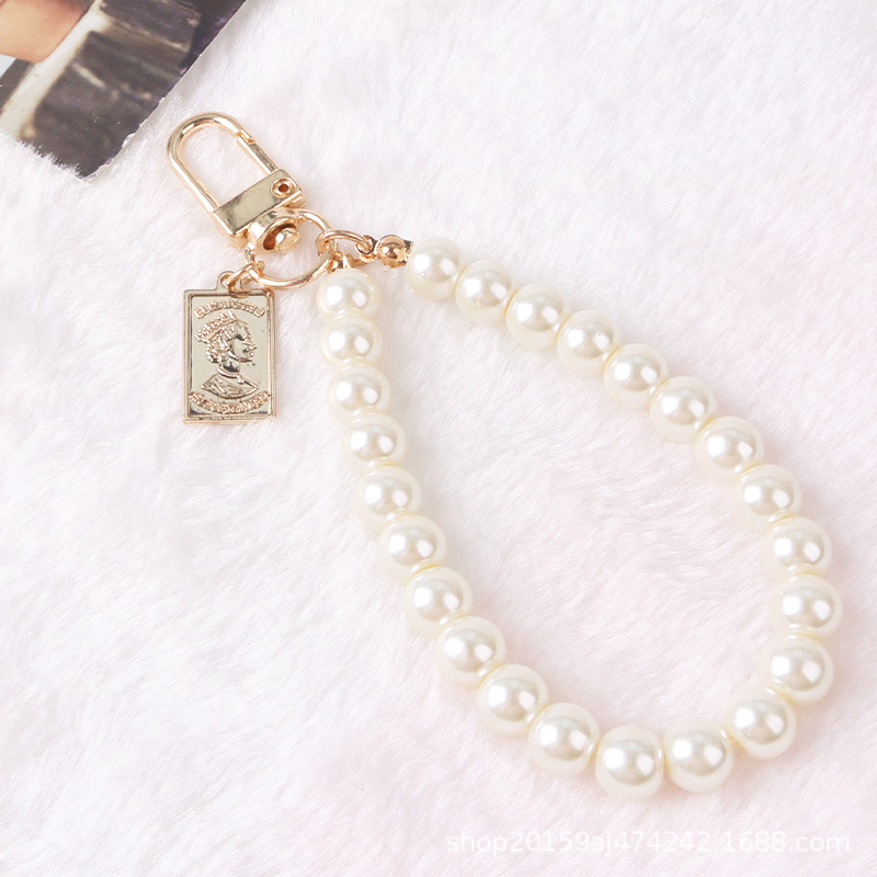 Retro Beauty Head Keychain Pearl Chain Ornaments Keyring Round Pendant ...