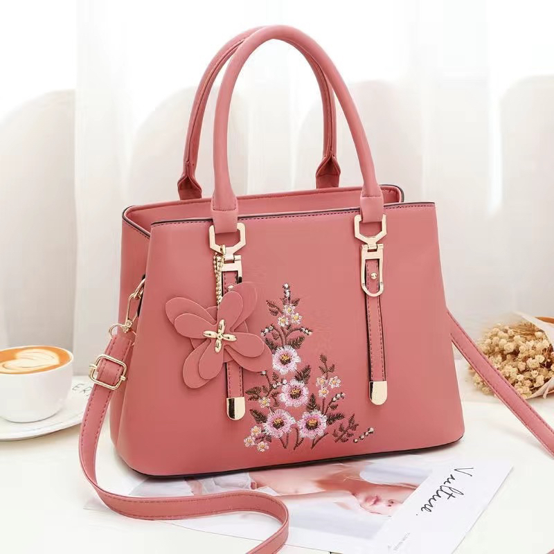 AW New Ladies Embroidered Shoulder Bag Large Capacity Handbag Diagonal ...