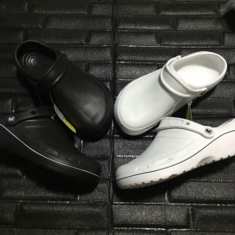 Crocs inspired NO HOLES Ultra Light Material/Work Shoes Shopee