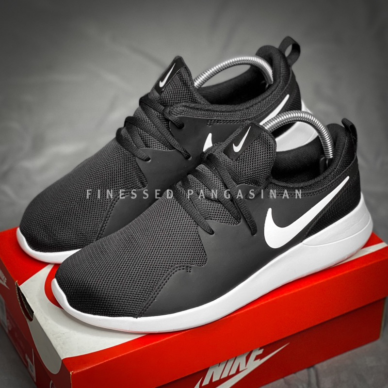nike tessen black