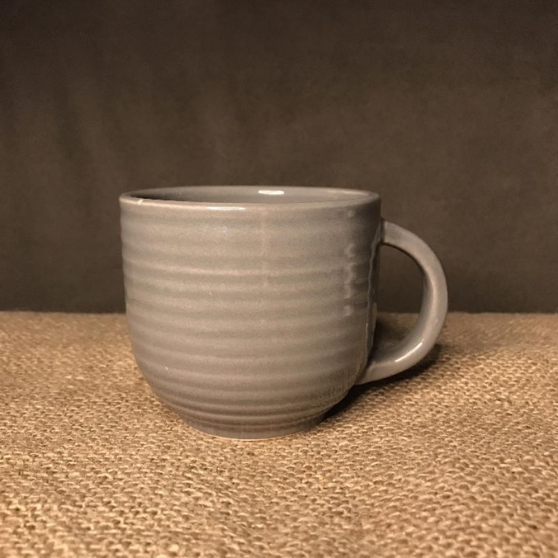 Stoneware Ribbed Mug (with tiny chip, refer to last photo) | Shopee ...