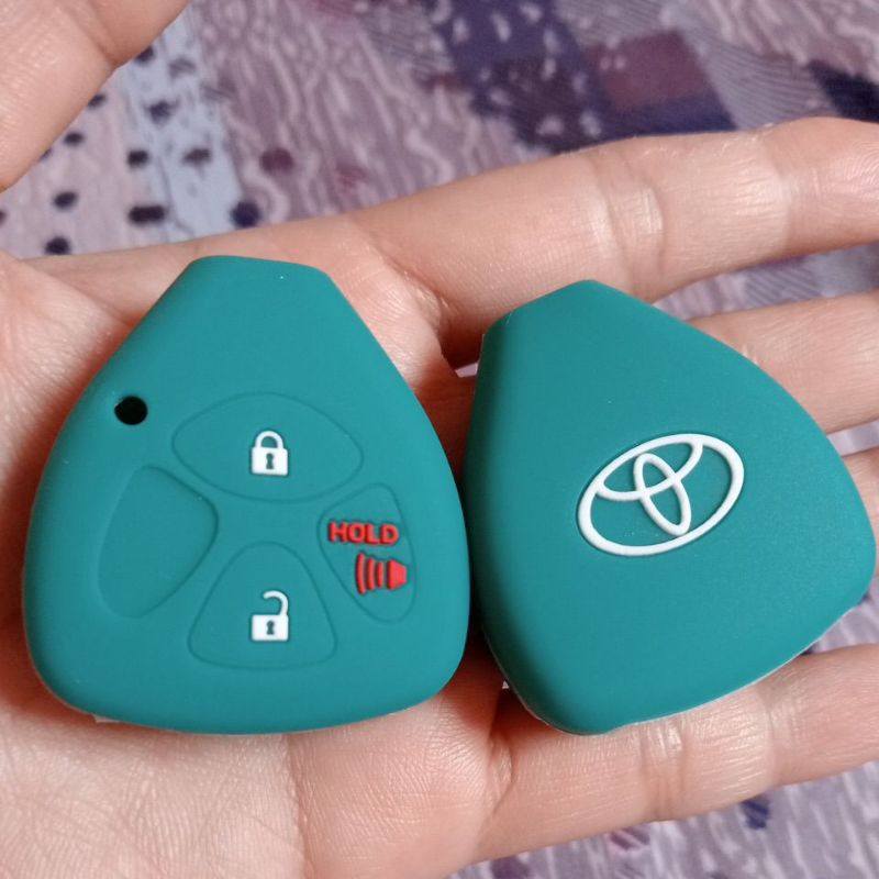 Toyota Hilux, Fortuner, Altis, Innova 3 Buttons Silicone Car Key Cover