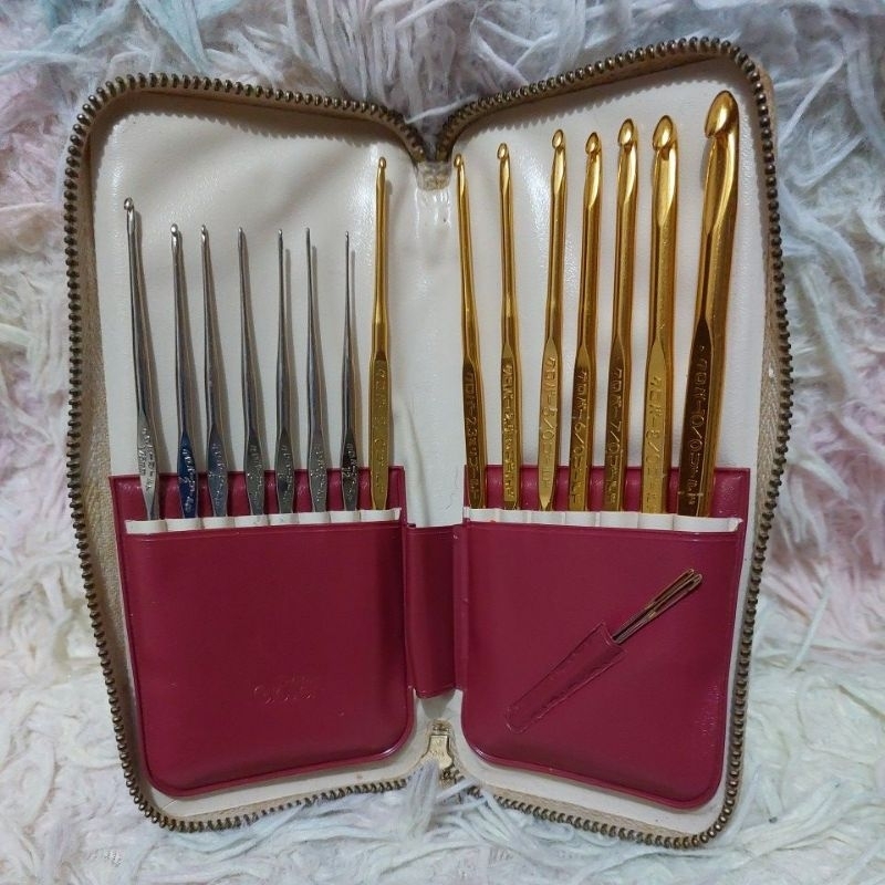 Clover Crochet Hook Set Collection Destash (white) | Shopee Philippines