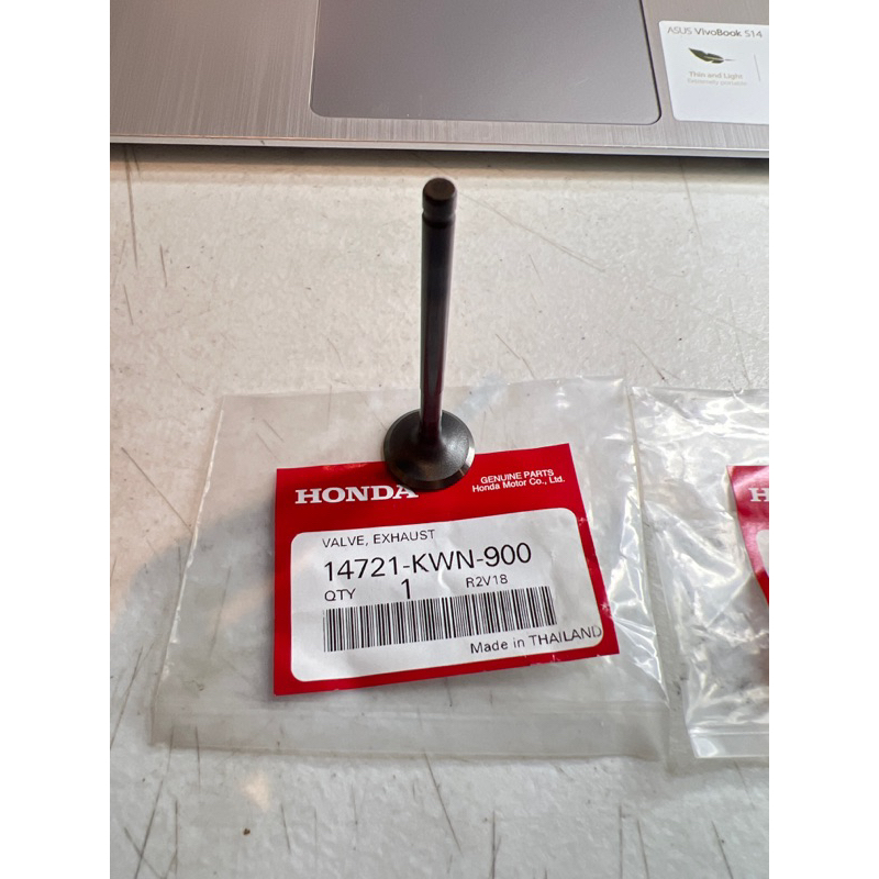 14721-KWN-900/14711-KWN-900 GENUINE INTAKE & EXHAUST VALVE CLICK125 ...