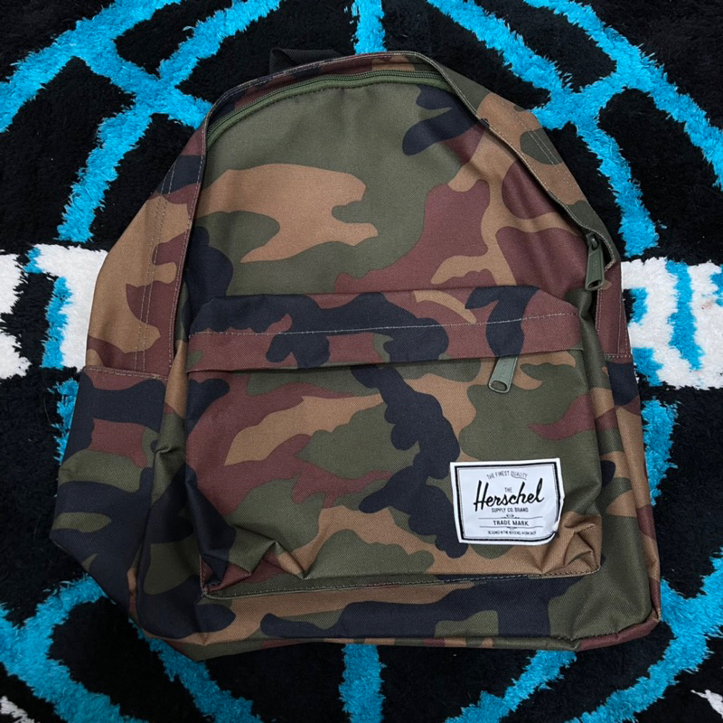 Herschel camo backpack online
