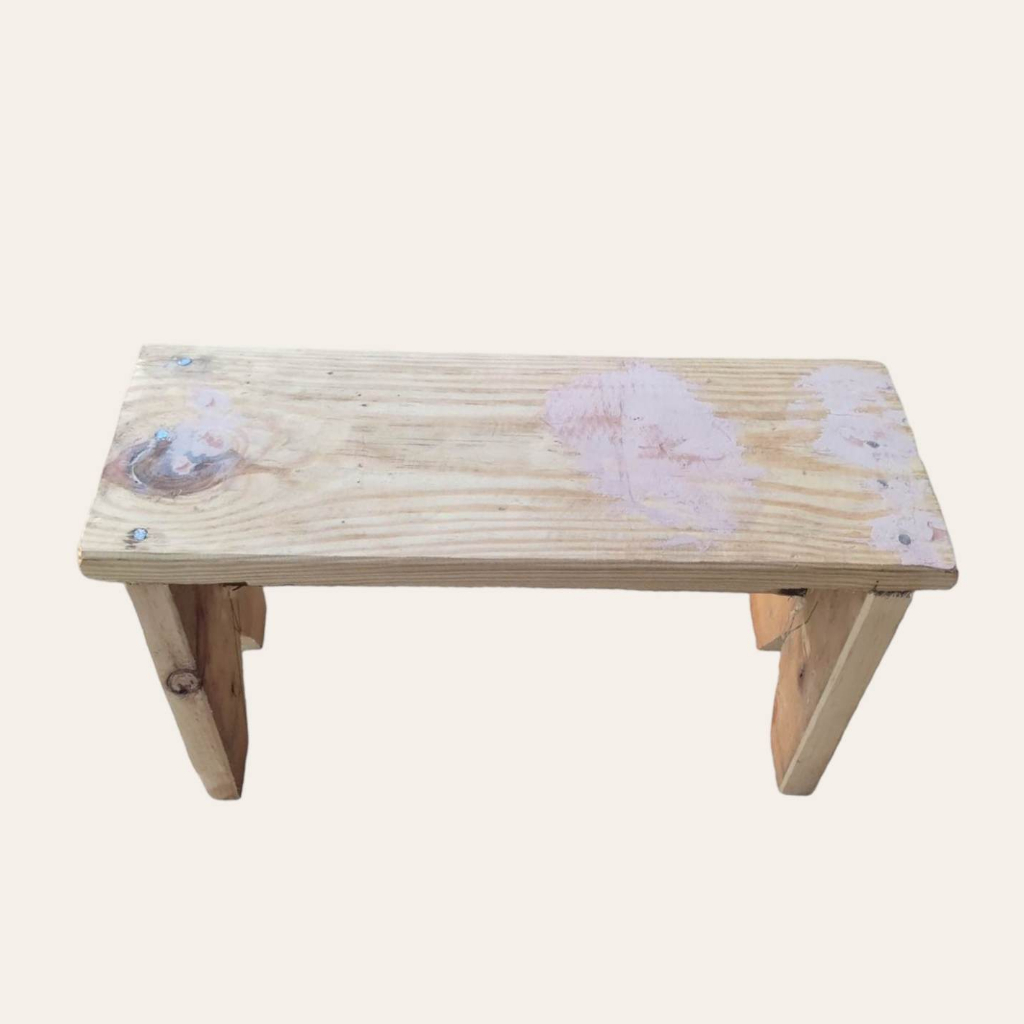 UCHOOZ WOODEN BANKITO / MINI CHAIR | Shopee Philippines