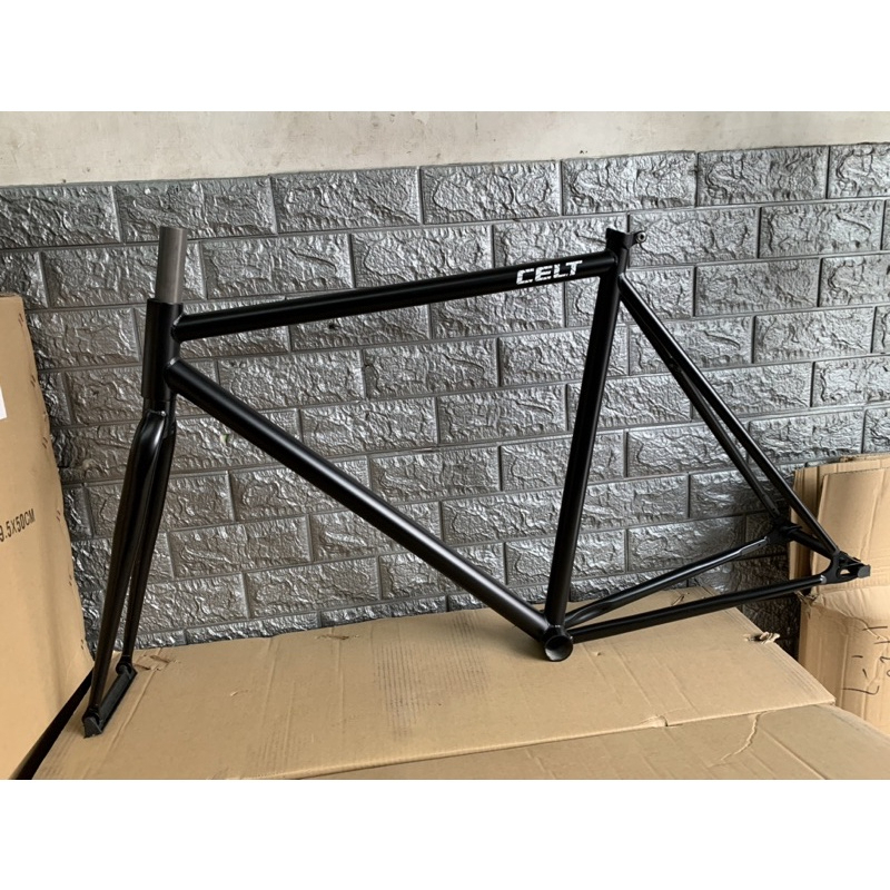 celt frame fixie