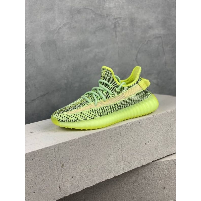 yeezreel reflective