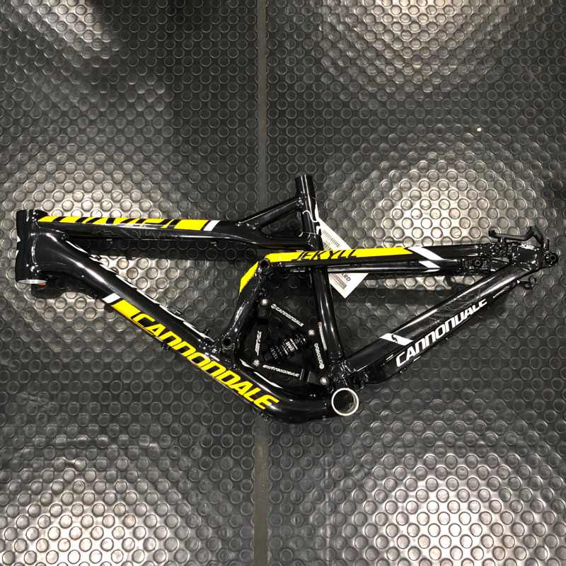 Cannondale Jekyll full suspension frame size 26 with switchback taiwan ...