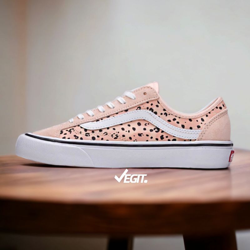 Leila hurst vans style 36 best sale