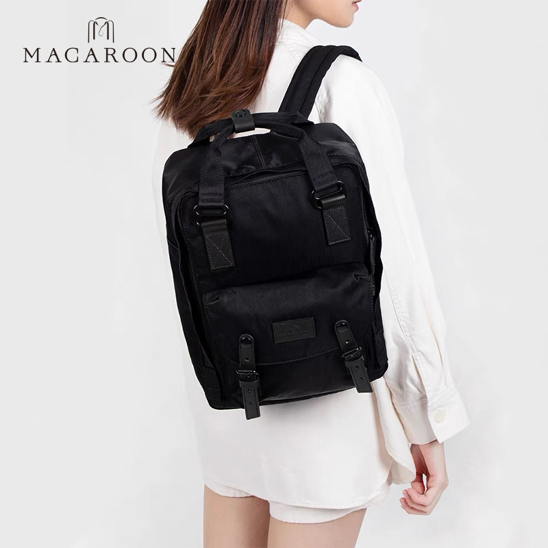 Doughnut macaroon clearance mini black