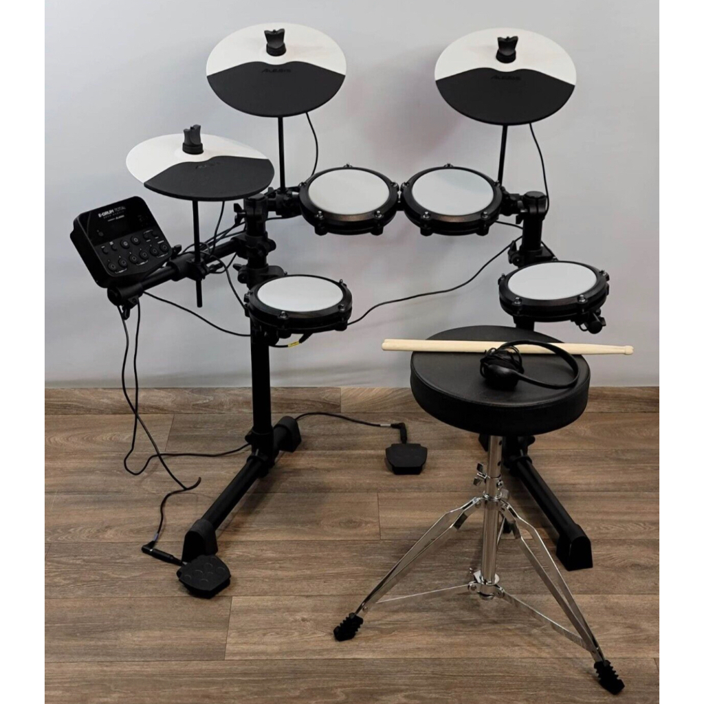Alesis Total MeshHead Electronic Drum Kit Bundle with Headphones