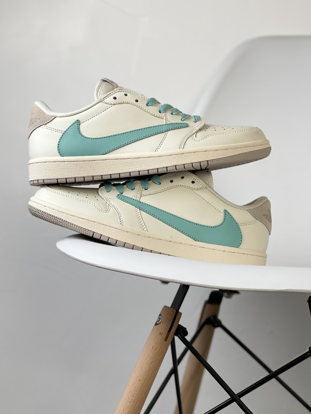 Travis Scott x Nike Air Jordan 1 Low cut Basketball Shoes Casual