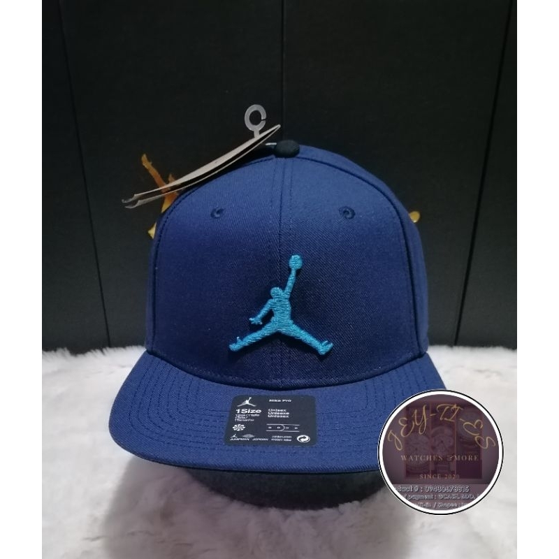 Navy blue jordan store hat