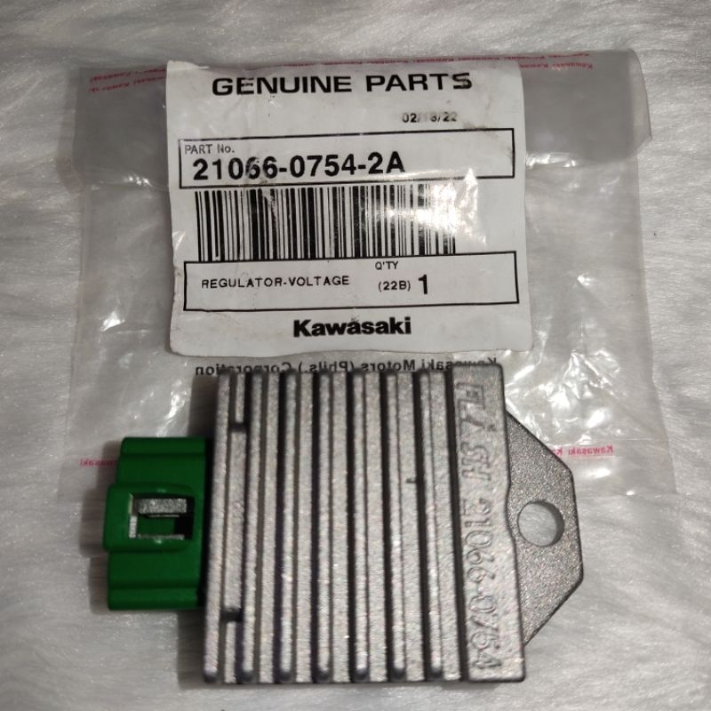 KAWASAKI BARAKO 2 REGULATOR GENUINE PARTS (2106607542A) Shopee