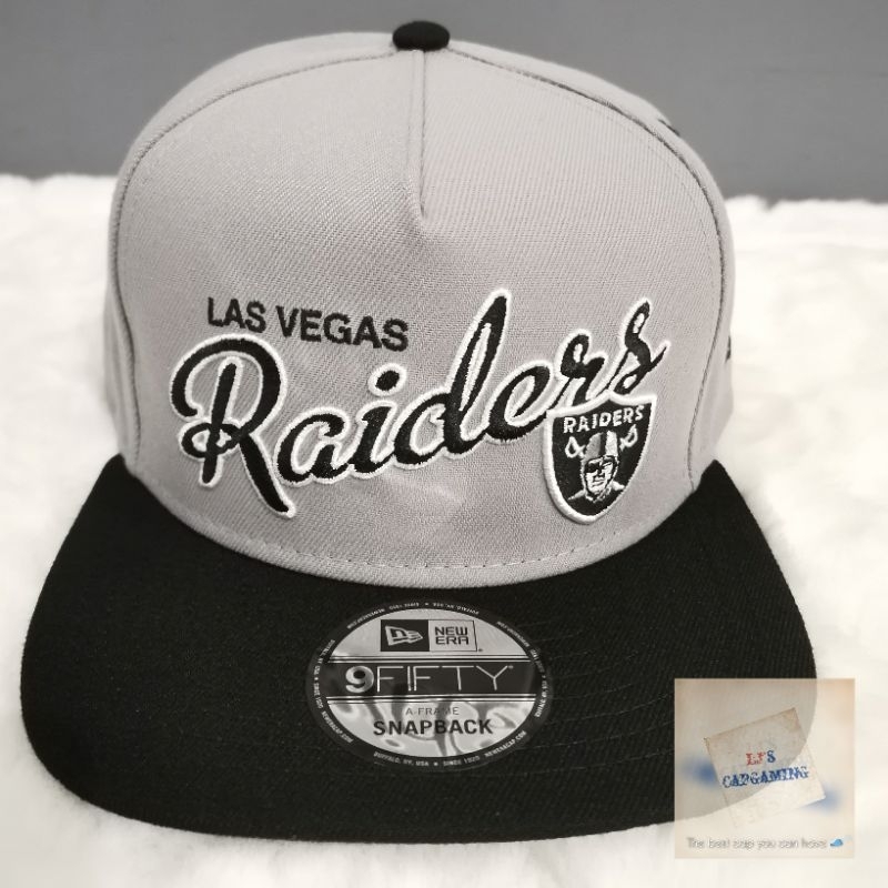 Las Vegas Raiders Pro Standard Script Wordmark Snapback Hat - Black