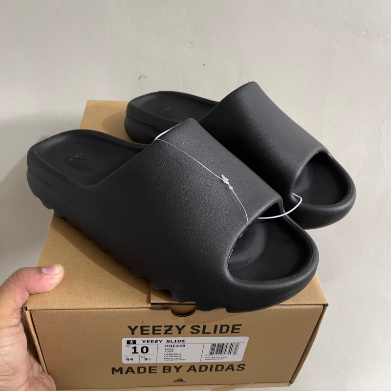Yeezy Slide Triple black Shopee Philippines