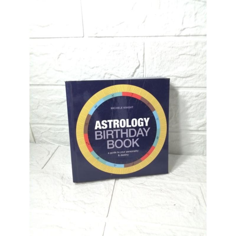 astrology book Books and Magazines Best Prices and Online Promos