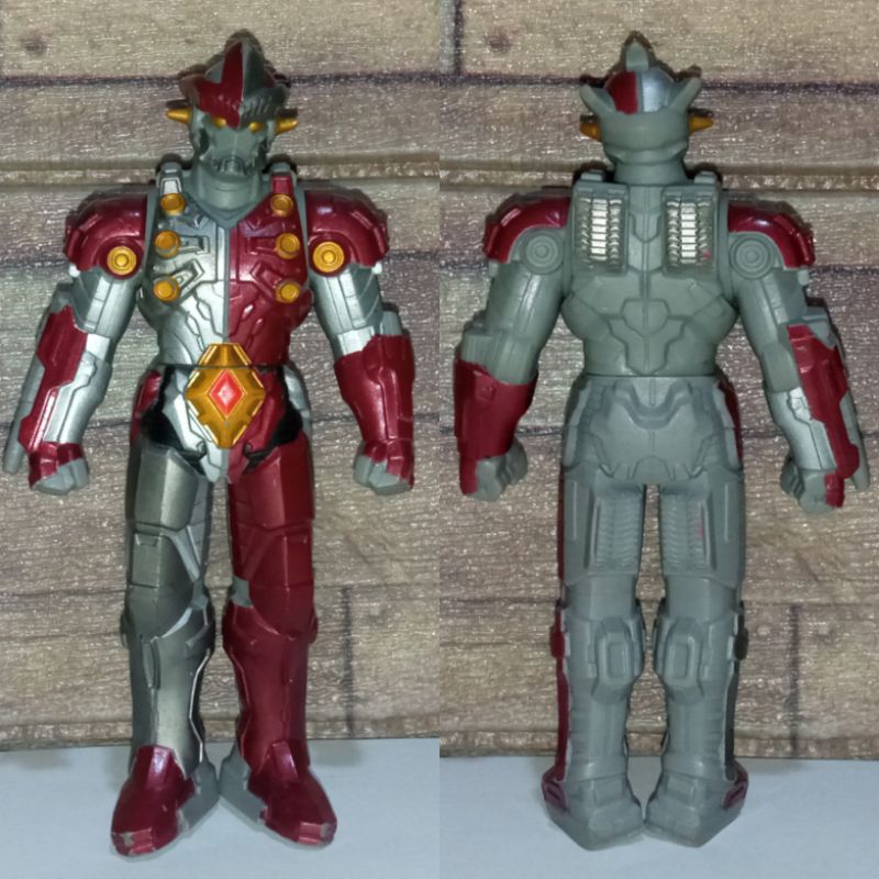 Bandai Ultraman Zero Gaiden - Jean Nine Ultra Hero Series Soft Vinyl ...