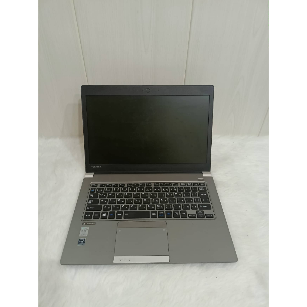 Laptop TOSHIBA R63 Intel Core i5 6200U 2.3ghz 8gb 256GB SSD(6th Generation)