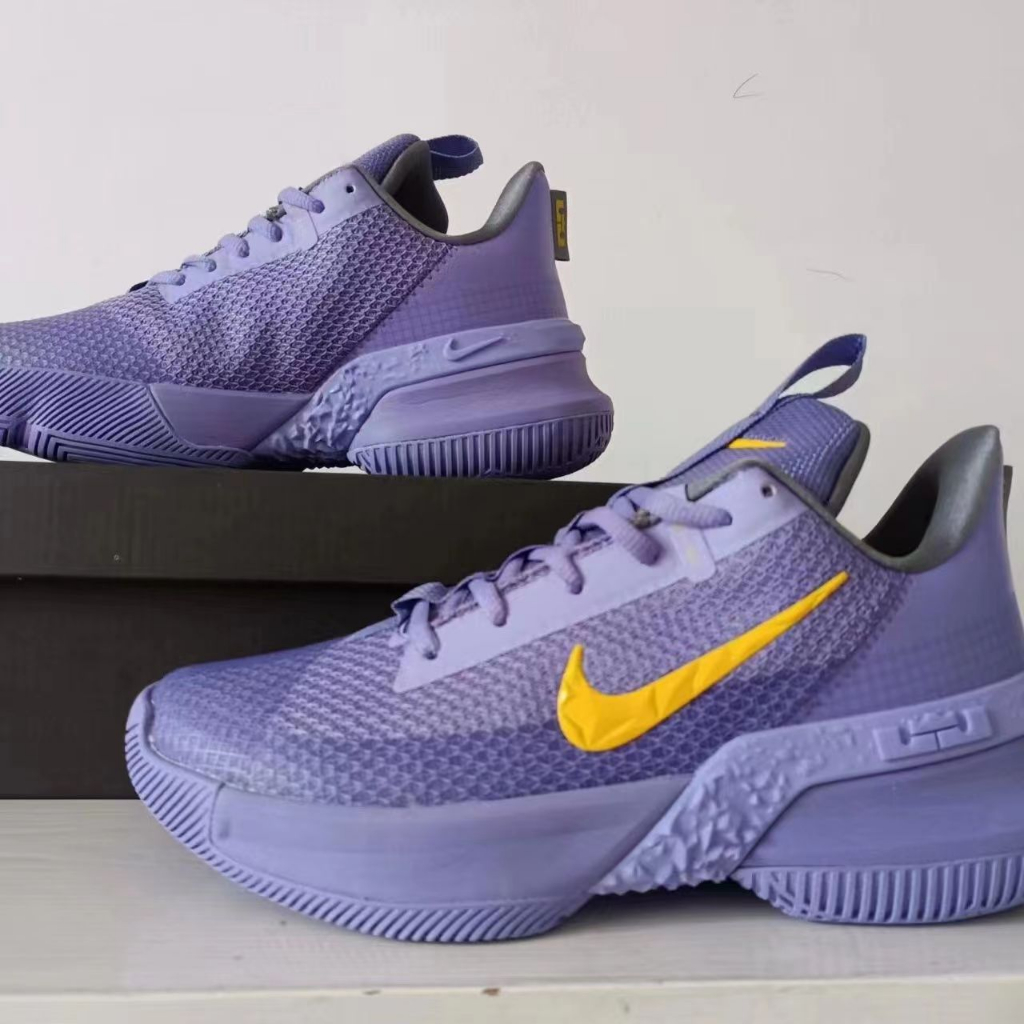 Ambassador 13 Spike Zoom EP empire jade lebron james Sports Rubber