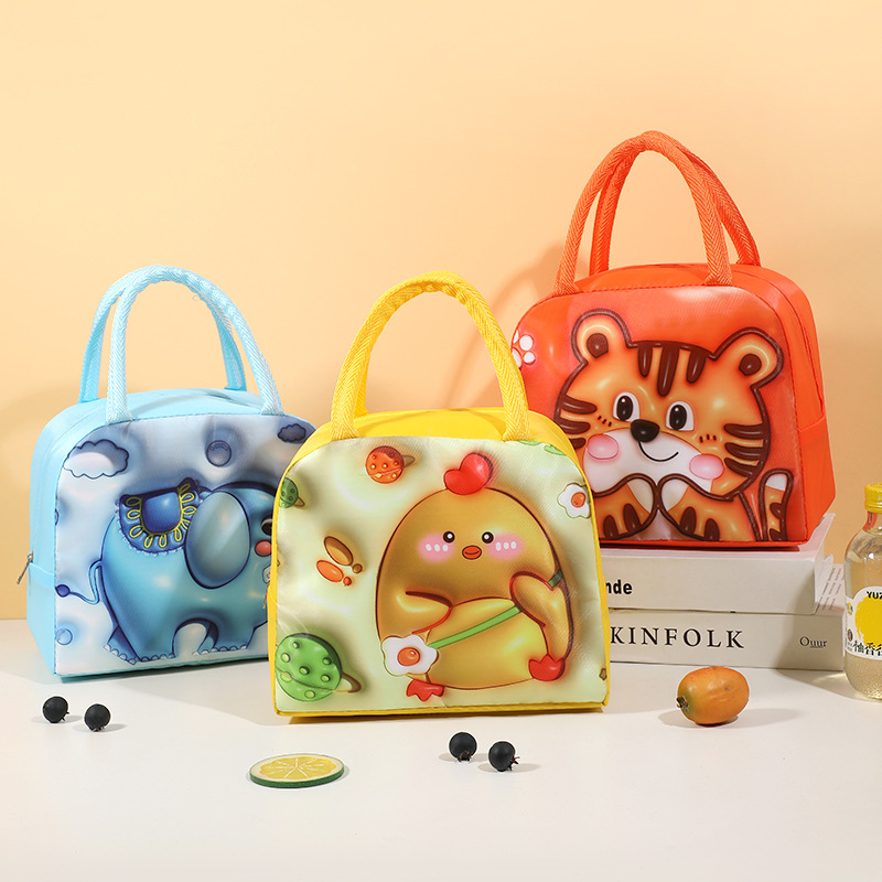 Wcms New 3D cartoon children's lunch box insulation bag lovely large ...