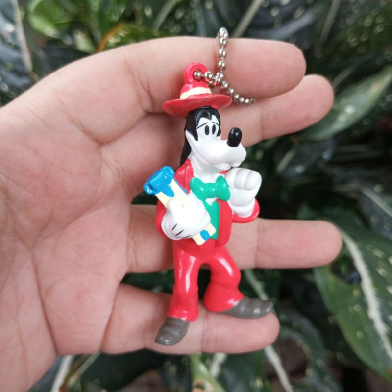 DISNEY Classic Goofy Figure Keychain Shopee Philippines