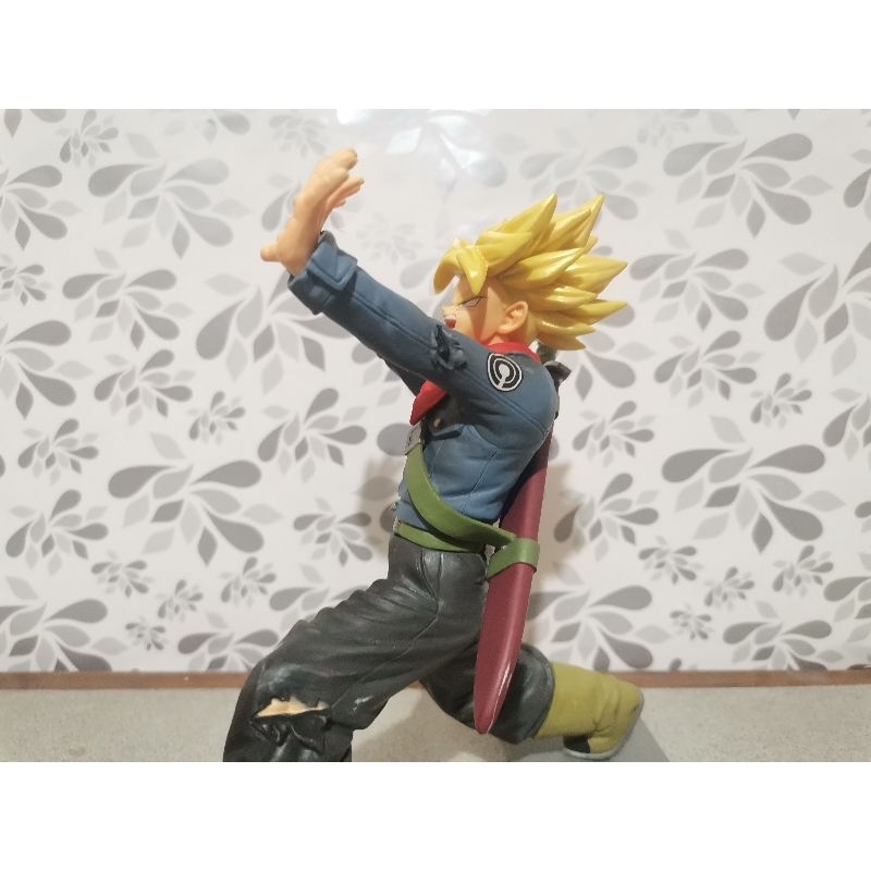 Banpresto Dragon Ball Super Super Saiyan Future Trunks Galick Gun
