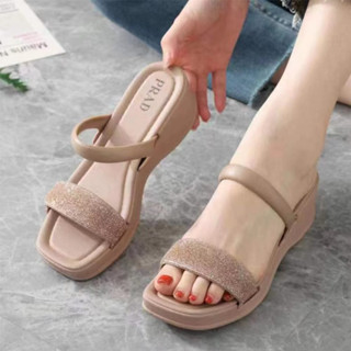 Sandal slip on online shopee